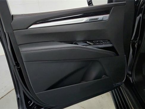 Used 2026 Cadillac Escalade ESV Sport w/ LPO, ONYX Package image 11