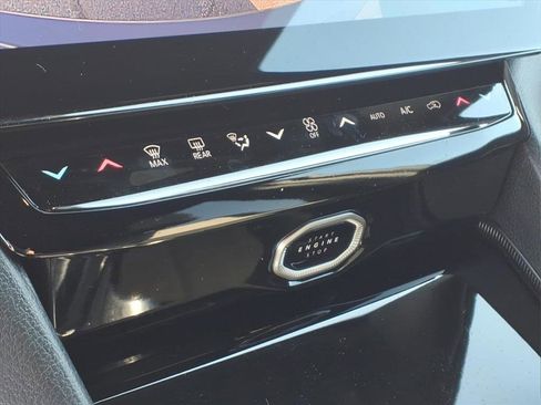 New 2026 Jeep Grand Cherokee Altitude image 8