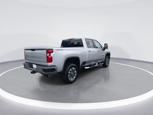 Used 2022 Chevrolet Silverado 2500 LT w/ Convenience Package image 8
