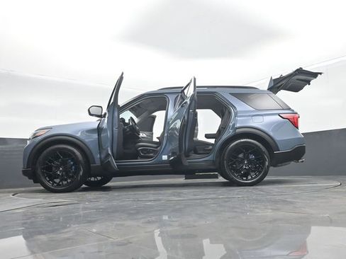 Certified 2025 Ford Explorer Active w/ Active Comfort Package RWD image 73