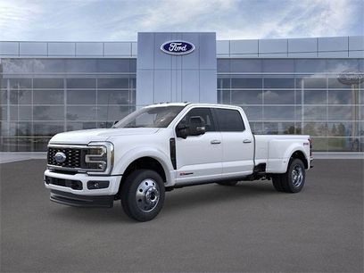 New 2026 Ford F450 Platinum w/ FX4 Off-Road Package