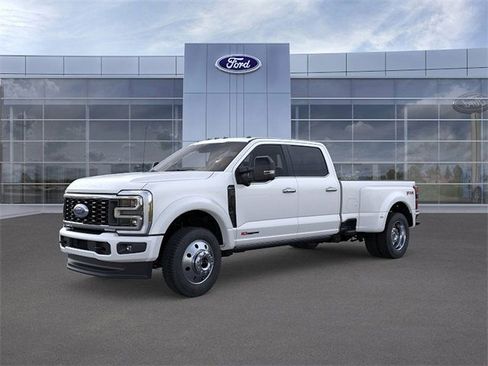 New 2026 Ford F450 Platinum w/ FX4 Off-Road Package image 1