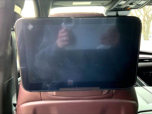 Used 2021 Cadillac Escalade Sport Platinum image 34