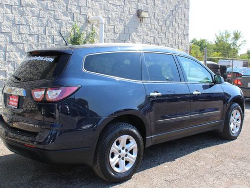 Used 2015 Chevrolet Traverse LS image 5