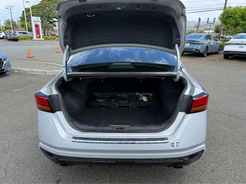 Used 2023 Nissan Altima 2.0 SR FWD image 11
