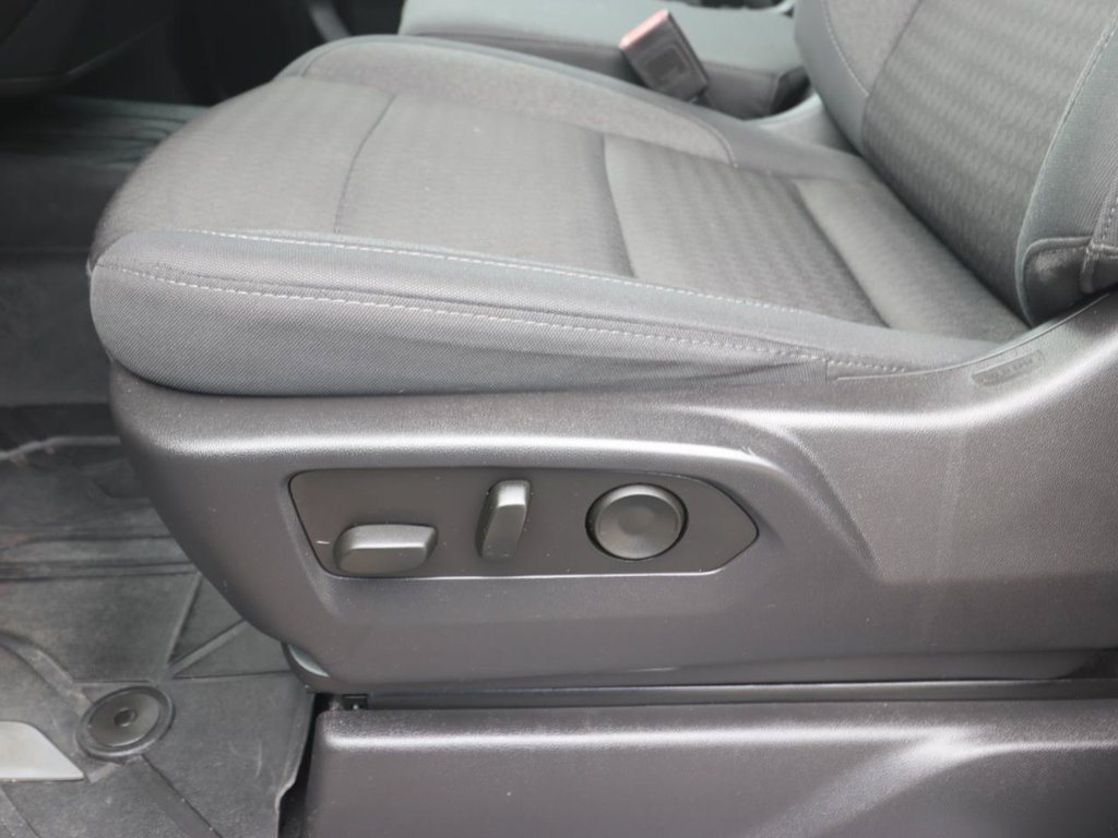 Used 2024 Chevrolet Silverado 2500 Custom w/ Custom Value Package AWD/4WD image 18