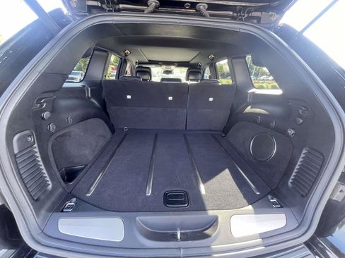 Used 2015 Jeep Grand Cherokee High Altitude RWD image 10