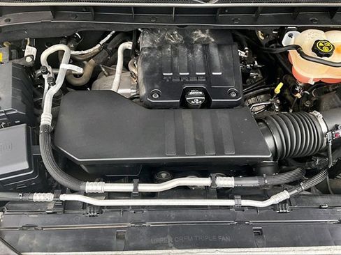 Used 2020 GMC Sierra 1500 Elevation w/ Elevation Value Package image 32