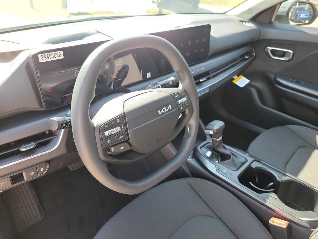 New 2026 Kia K4 FWD image 21