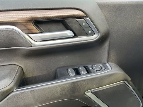 Used 2022 Chevrolet Silverado 1500 LT image 17