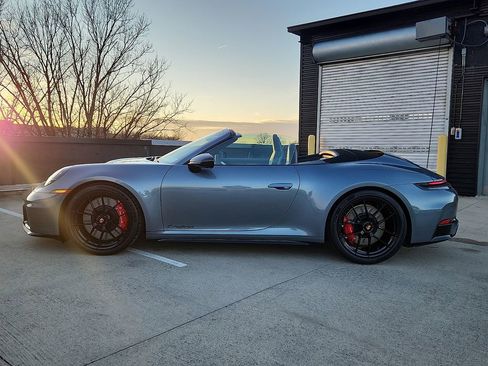 New 2026 Porsche 911 Carrera GTS image 2