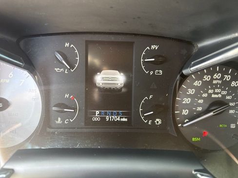 Used 2021 Toyota Sequoia Platinum image 9