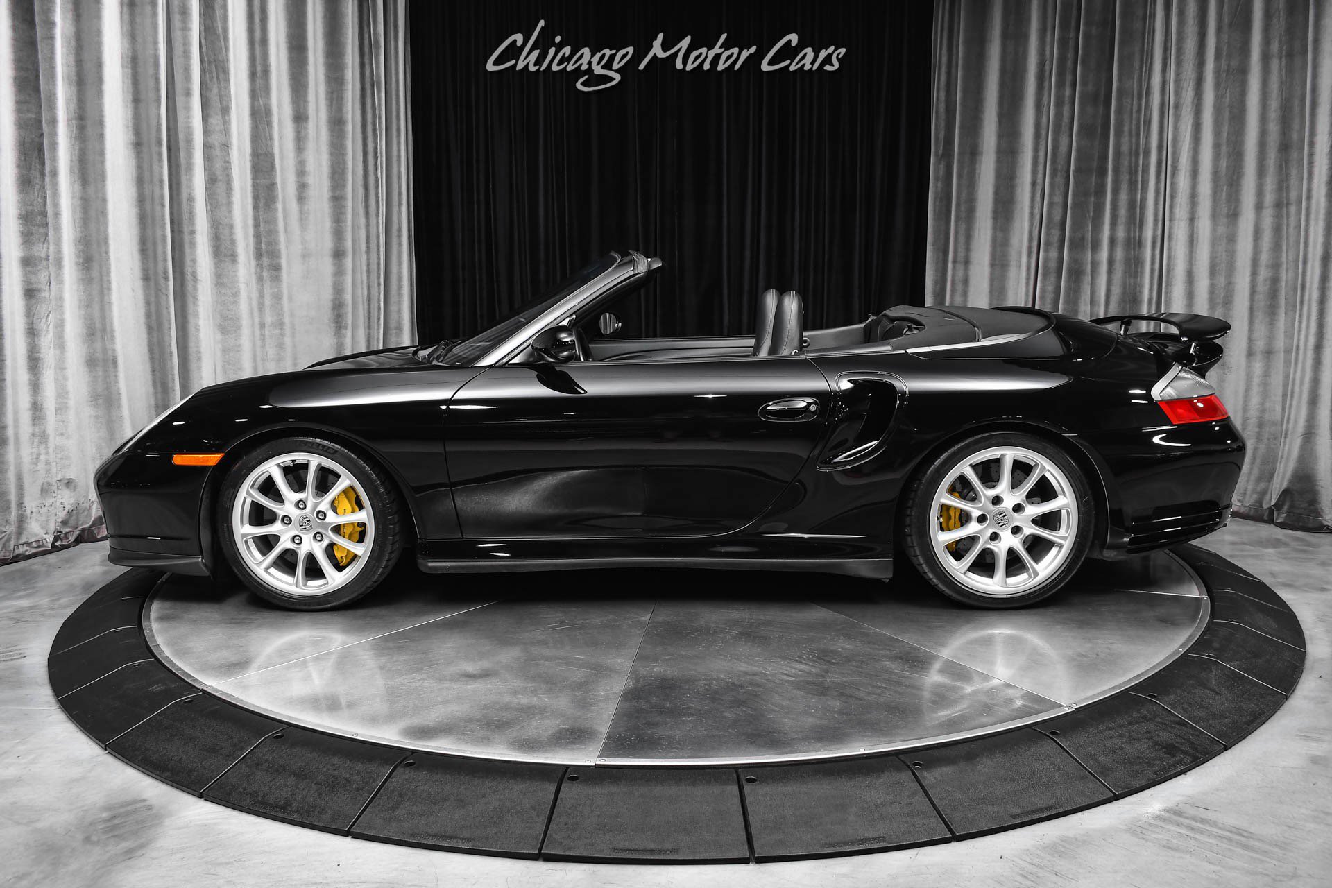 Used 2005 Porsche 911 4 Cabriolet AWD/4WD image 31