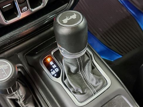 Used 2023 Jeep Wrangler Unlimited Sahara AWD/4WD image 24