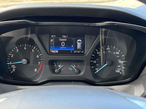 Used 2018 Ford Transit 150 XLT image 11