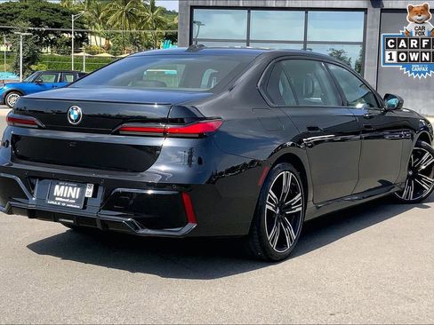 Used 2023 BMW 740i RWD image 10