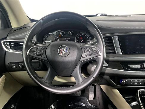 Used 2020 Buick Enclave Essence FWD image 5