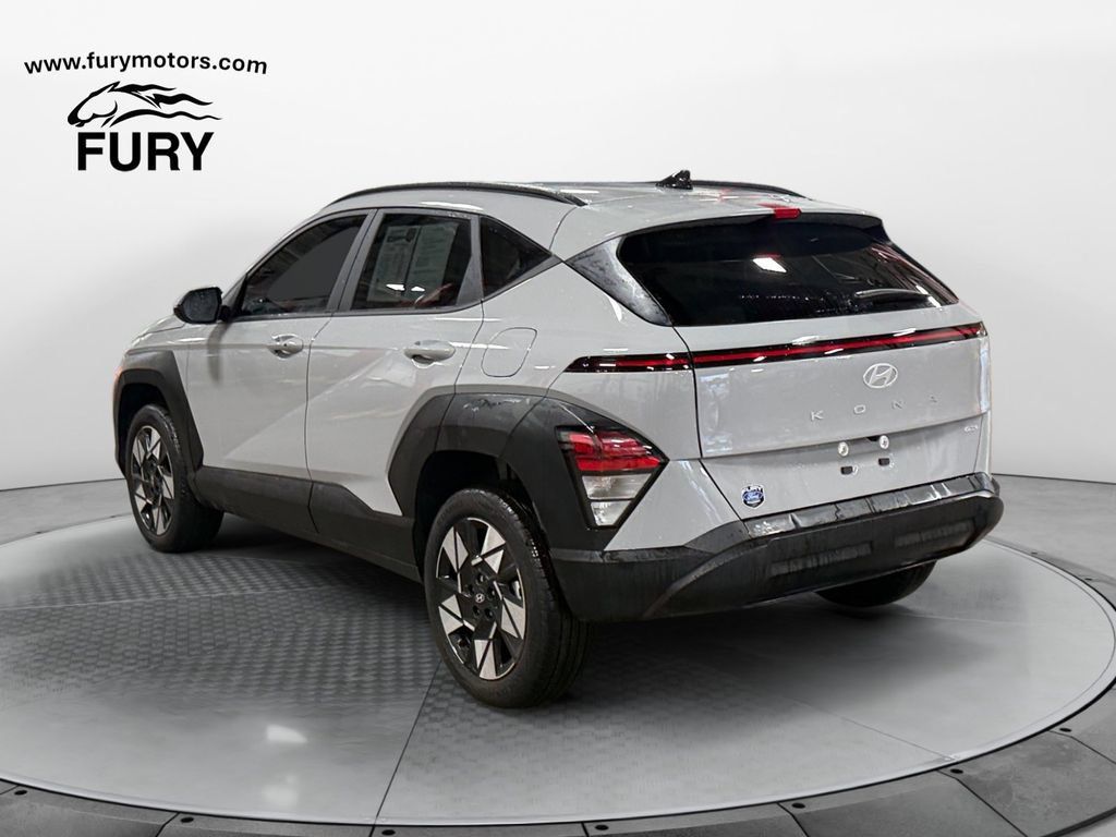 Used 2025 Hyundai Kona SEL AWD/4WD image 6