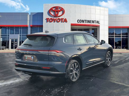 New 2026 Toyota Crown Signia image 5