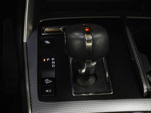 Certified 2024 MAZDA CX-90 Plug-In Hybrid w/ Premium Plus AWD/4WD image 21