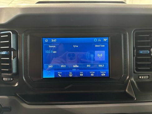 Used 2023 Ford Bronco Black Diamond image 25