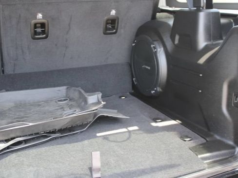 Used 2023 Jeep Wrangler Unlimited Sahara AWD/4WD image 44