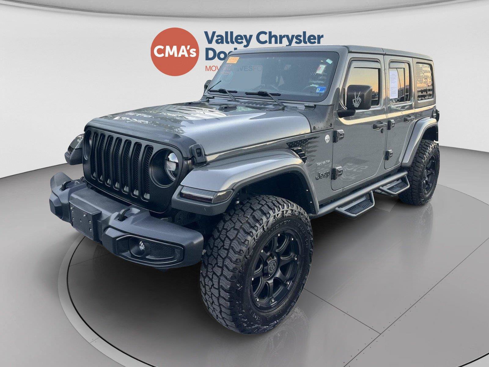 Used 2022 Jeep Wrangler Unlimited Sahara w/ Cold Weather Group AWD/4WD image 1