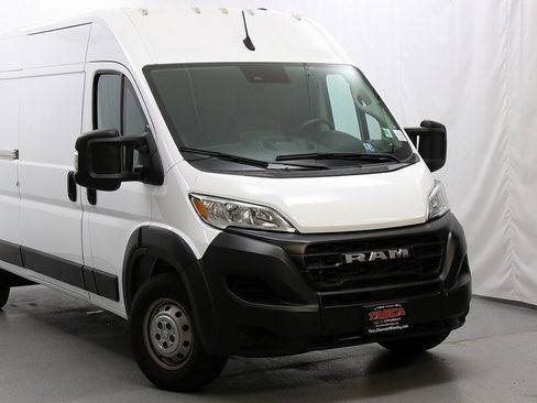Used 2023 RAM ProMaster 2500 image 2