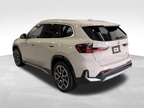 Used 2026 BMW X1 xDrive28i AWD/4WD image 3