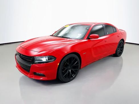 Used 2015 Dodge Charger R/T w/ Wheels & Tunes Group image 3
