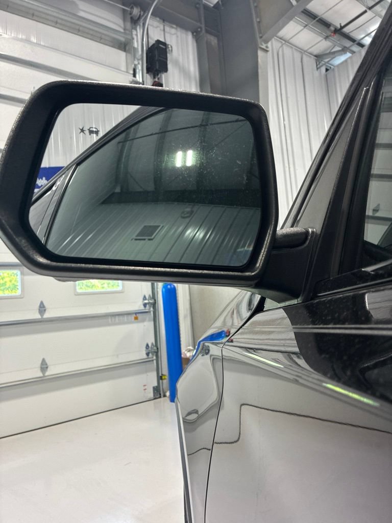 Used 2022 Chevrolet Traverse RS w/ LPO, Floor Liner Package FWD image 15