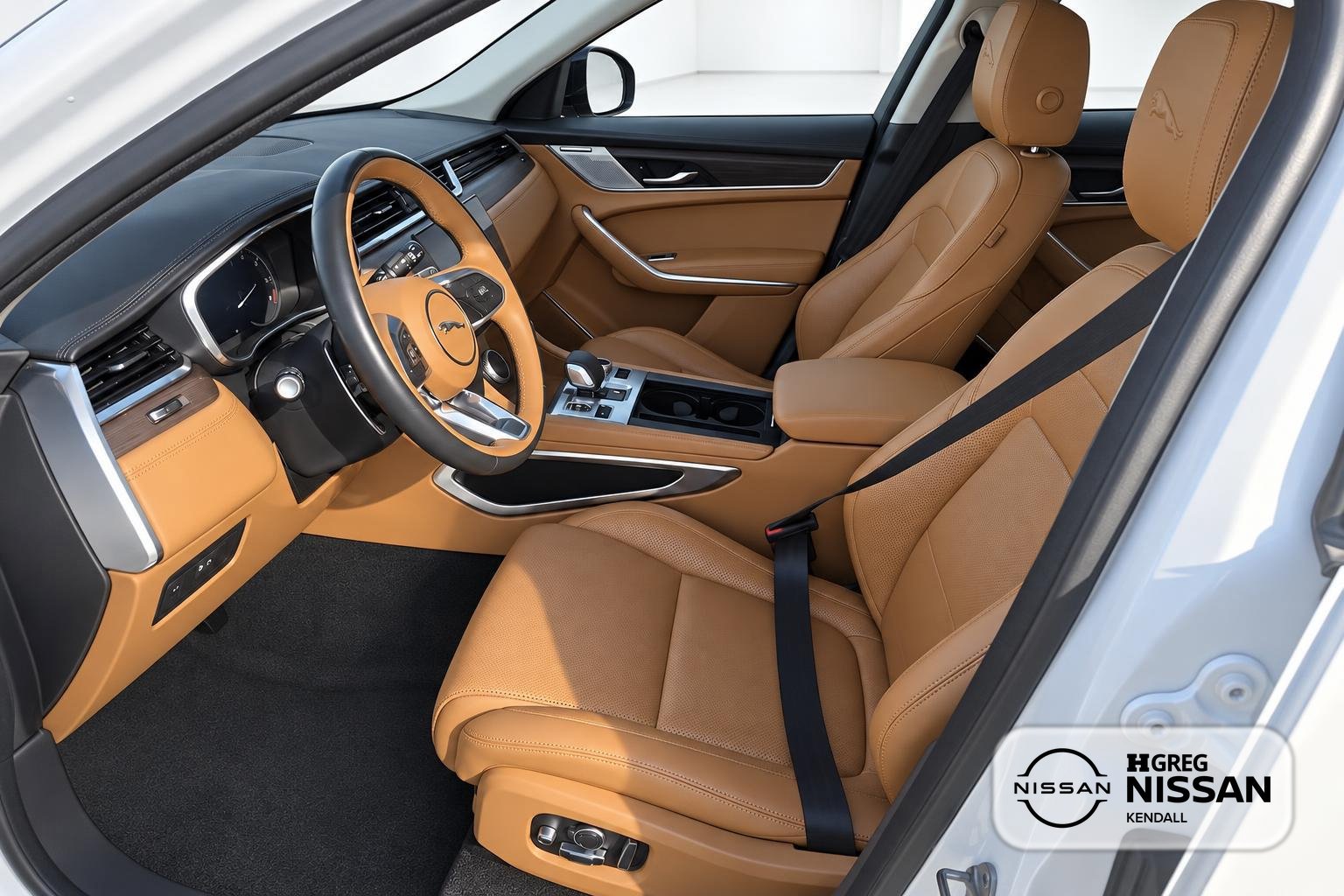 Used 2023 Jaguar F-PACE S AWD/4WD image 7