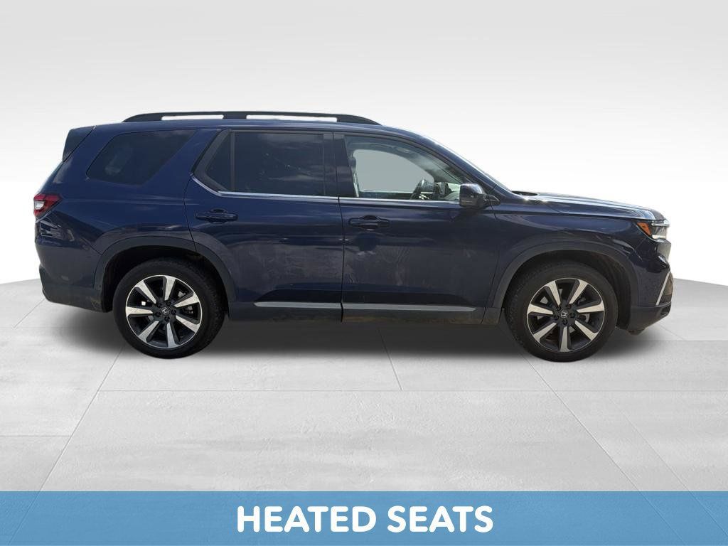 Used 2025 Honda Pilot Touring image 18
