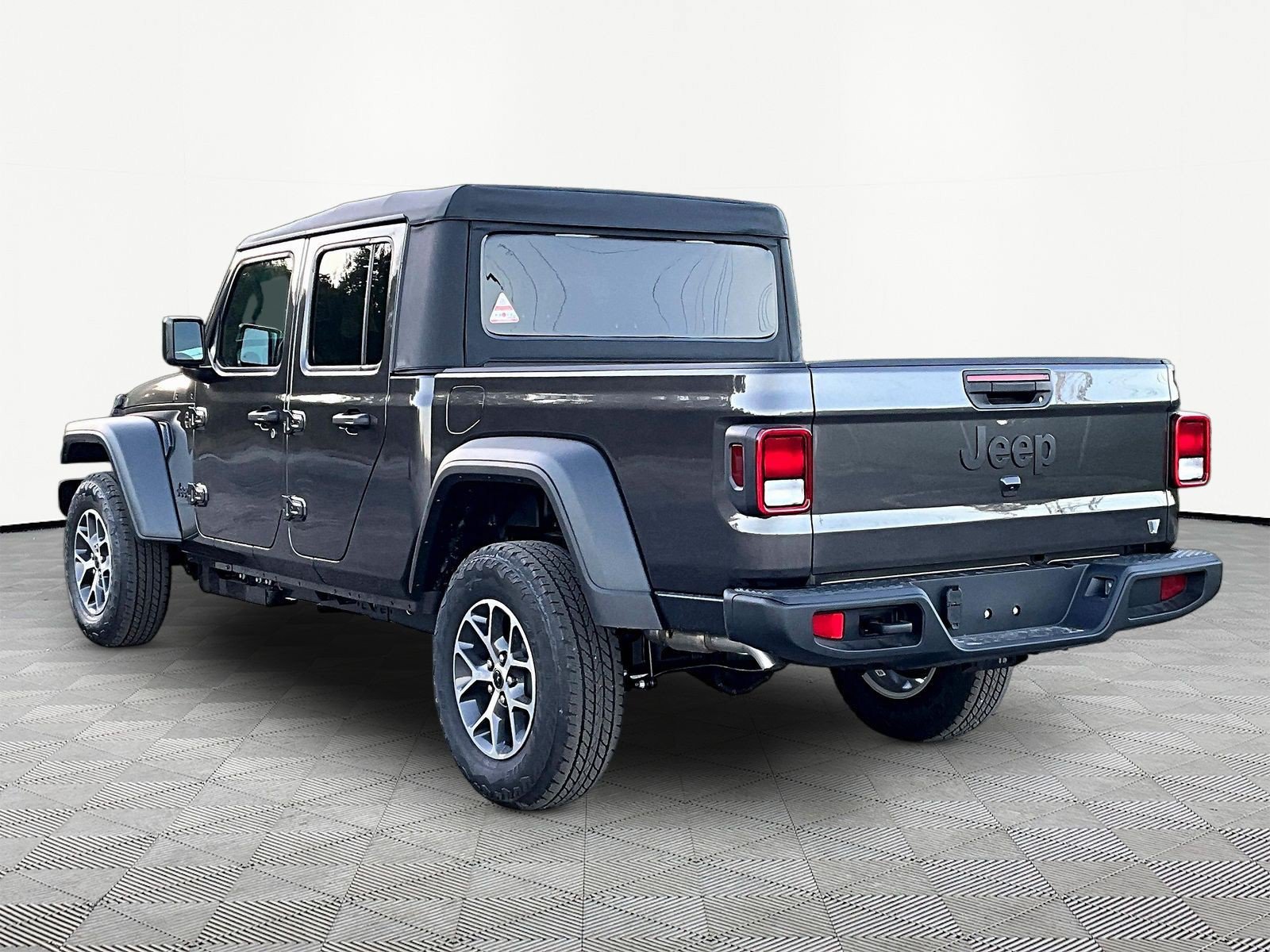 New 2027 Jeep Gladiator Sport AWD/4WD image 4