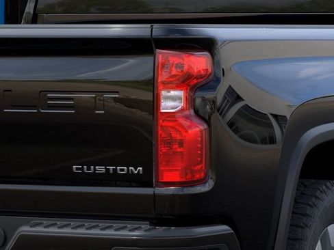 New 2026 Chevrolet Silverado 2500 Custom w/ Custom Value Package AWD/4WD image 12