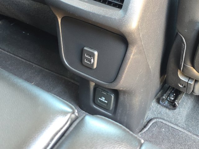 Used 2022 GMC Terrain SLT AWD/4WD image 19