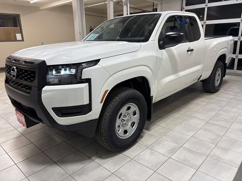 New 2026 Nissan Frontier S image 1