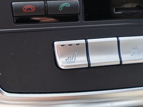 Used 2013 Mercedes-Benz GL 450 4MATIC image 39