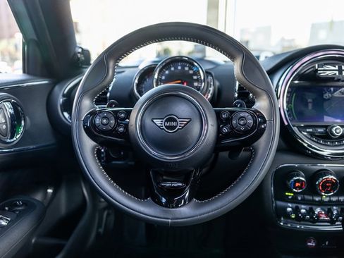 Used 2019 MINI Cooper Clubman S w/ Driver Assistance Package image 6