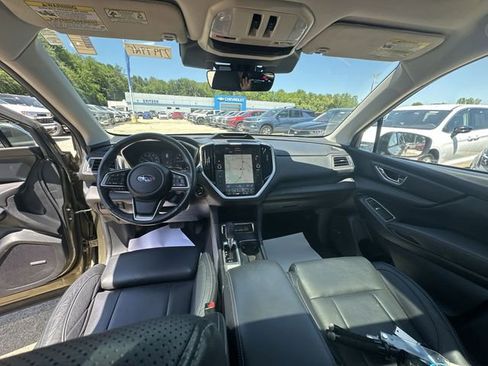 Used 2023 Subaru Ascent Limited w/ Technology Package AWD/4WD image 24