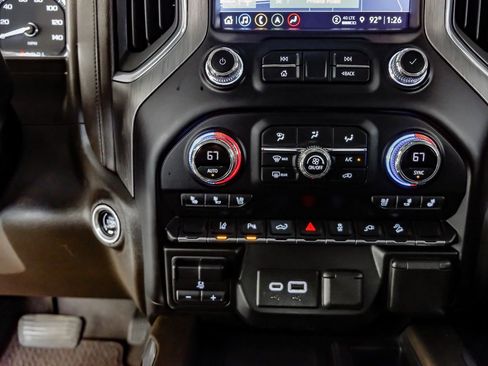 Used 2022 GMC Sierra 2500 Denali AWD/4WD image 27