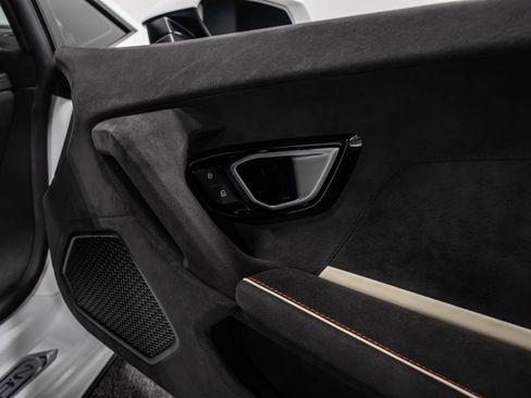 Used 2024 Lamborghini Huracan Tecnica RWD image 54
