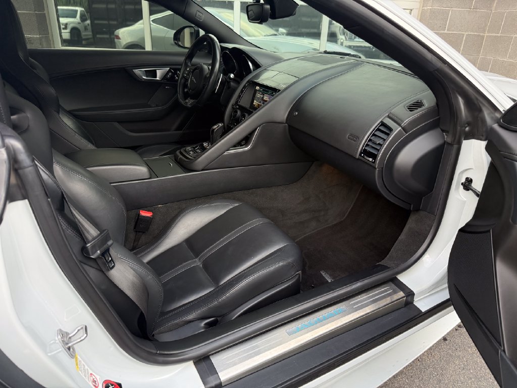Used 2016 Jaguar F-TYPE R AWD/4WD image 30