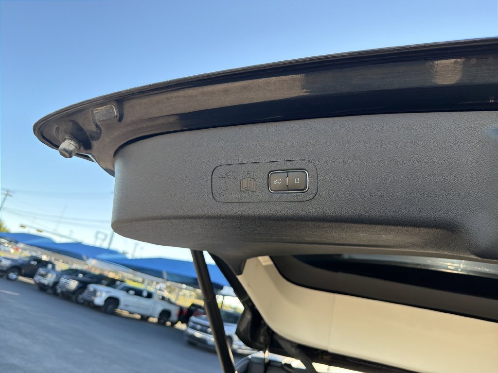 Used 2025 Lincoln Aviator 2WD image 9