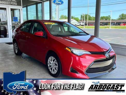 Used 2018 Toyota Corolla LE FWD image 1