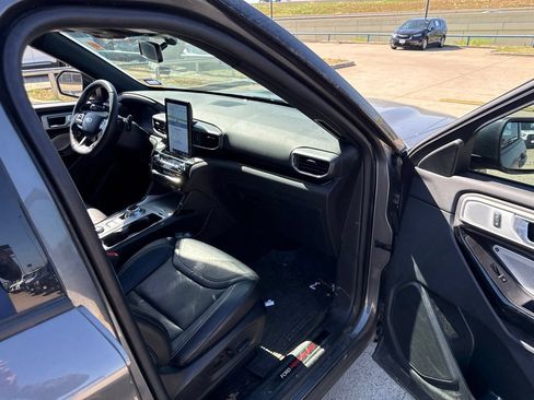 Used 2023 Ford Explorer ST w/ Equipment Group 401A AWD/4WD image 15