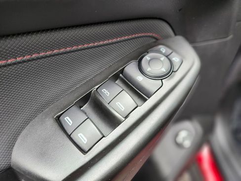 Used 2022 Chevrolet TrailBlazer RS w/ Sun and Liftgate Package image 15