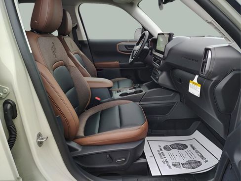 New 2025 Ford Bronco Sport Outer Banks w/ Outer Banks Tech Package+ image 34