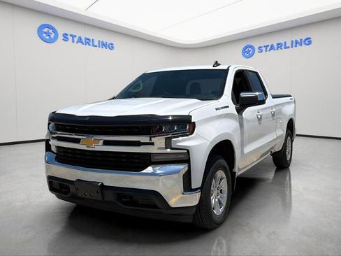 Certified 2020 Chevrolet Silverado 1500 LT w/ Fleet Comfort Package AWD/4WD image 16