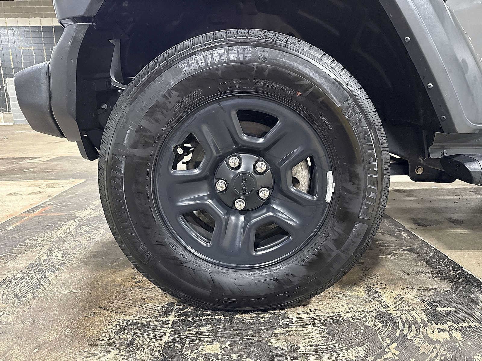 Used 2021 Jeep Wrangler Sport AWD/4WD image 10